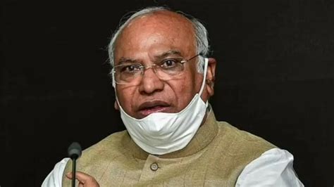 net worth of mallikarjun kharge|Mallikarjun Kharge Biography: Age, Education, Wife,。